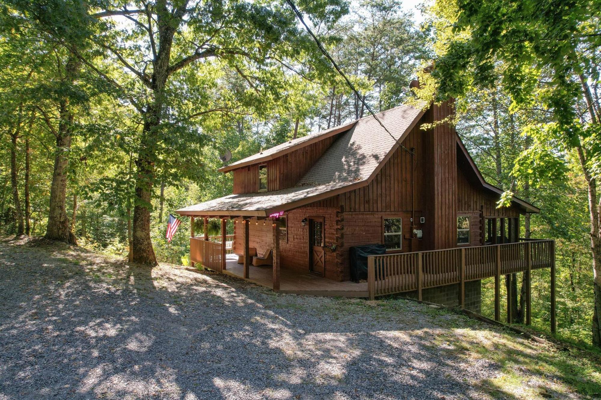 Dudley IV By Avantstay Cosy Cabin W Hot Tub Sweeping Views Pigeon Forge Eksteriør billede
